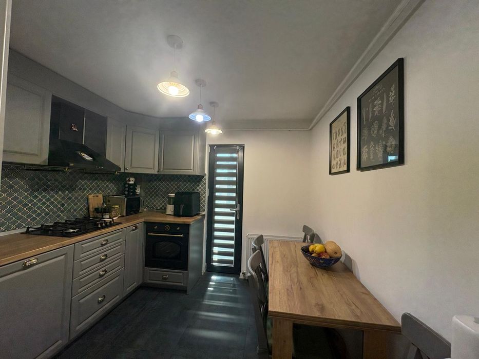 Apartament de Lux – 3 Camere | Renovare Integrală 2022 | 2 Locuri Parcare