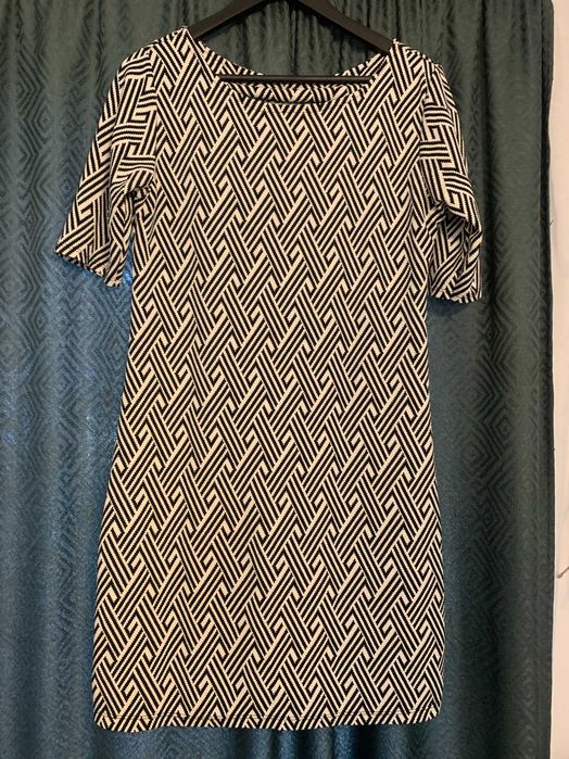 Rochie Alb-Negru