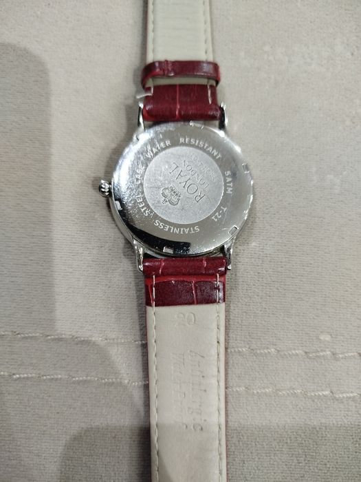 Часовник дамски Royal London