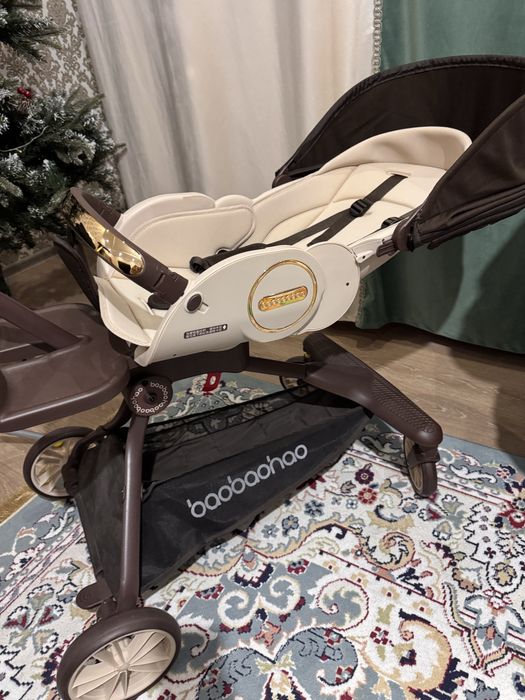 Продам новую коляску