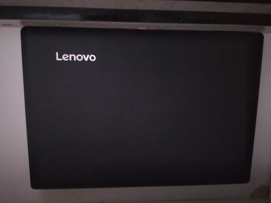 Notebook Lenova Kampyuter.
