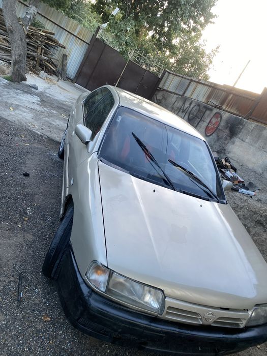 Nissan primera p10