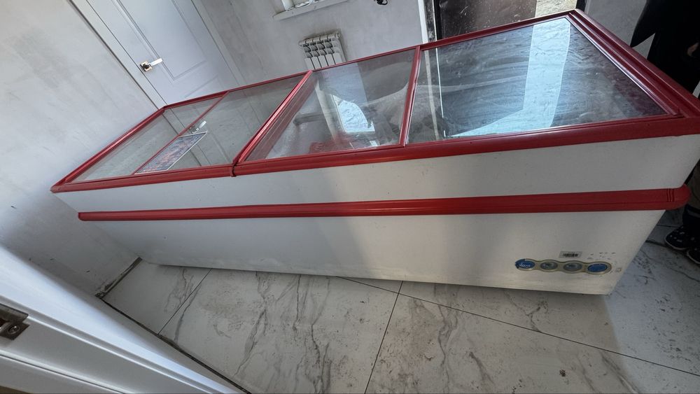 Продам морозильник