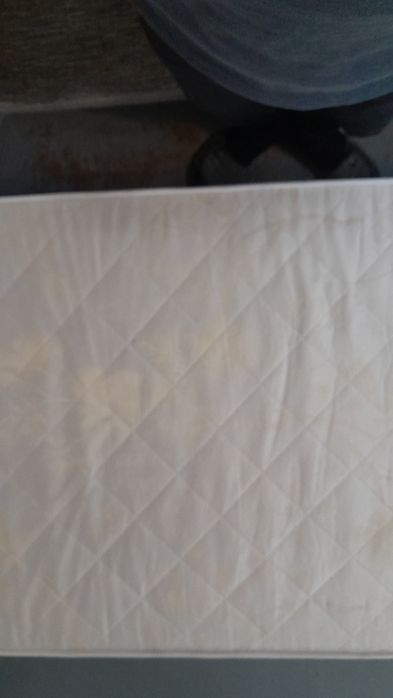 Односпальная кровать