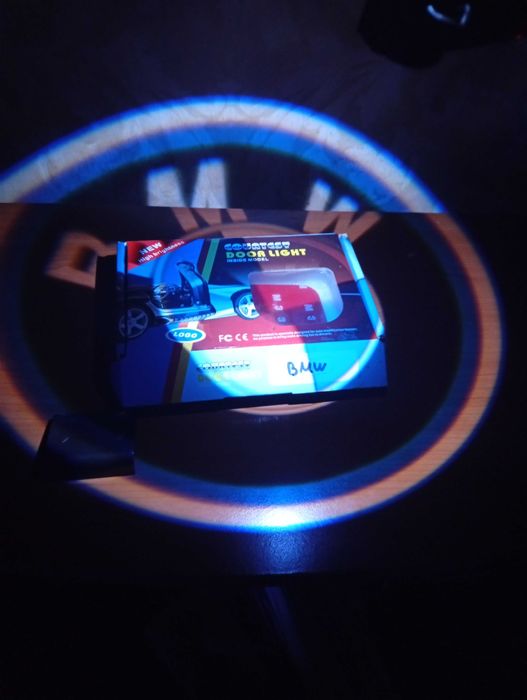 Ledurii use sigla bmw