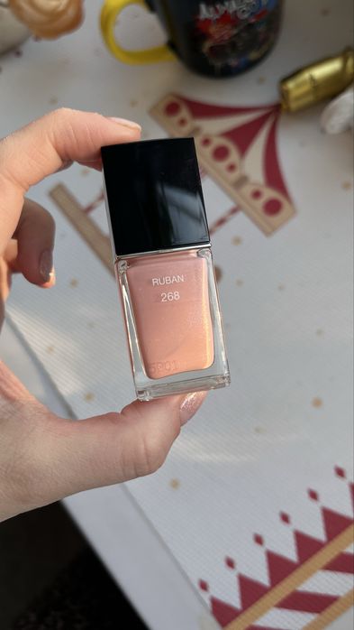 Продам лак доя ногтей