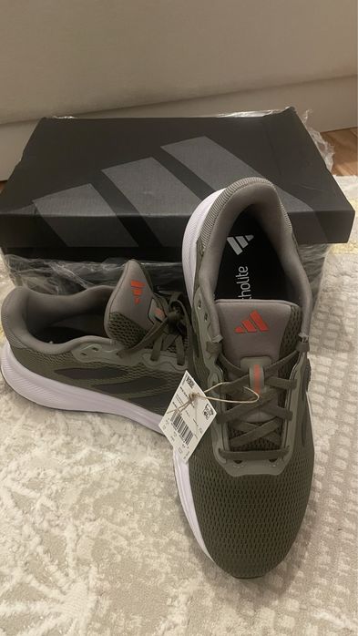 Кроссовка Адидас