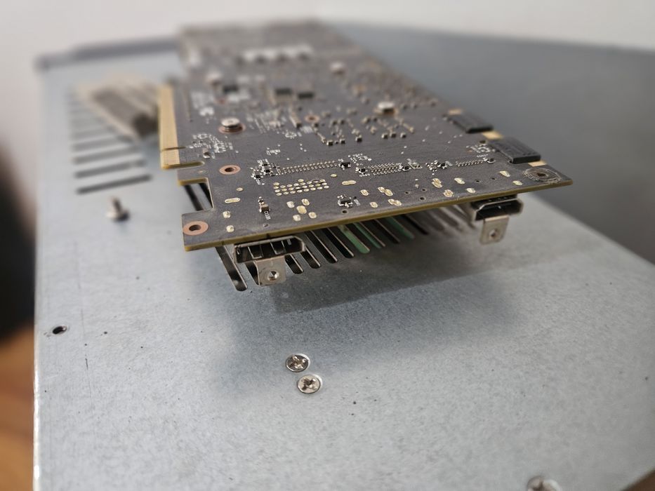 Vand rig mining 8gpu (gtx 970 - gtx 1070)