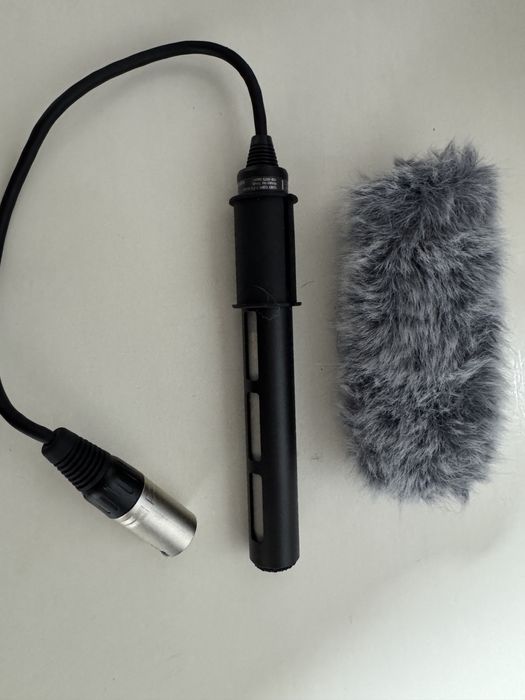 Sony XLR-K3M Adaptor XLR cu Patina MI Shoe (microfon shotgun)