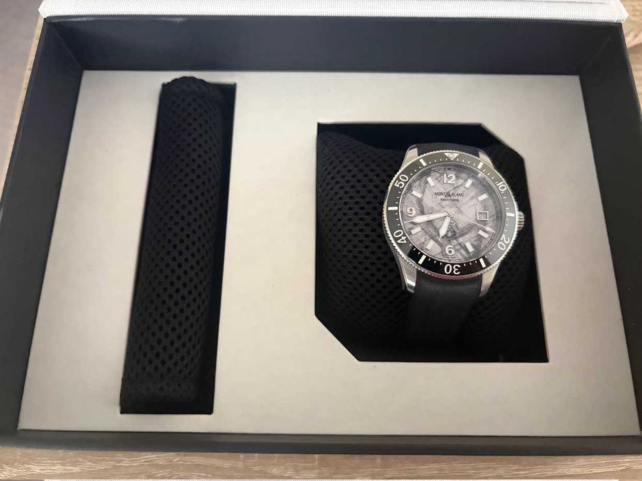Montblanc 1858 iced sea automatic date