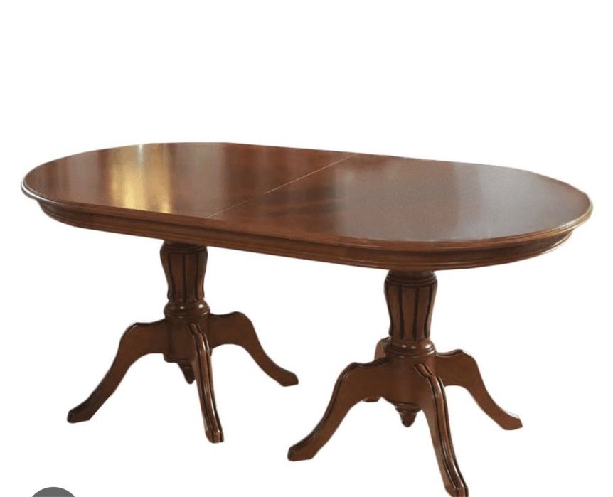 Продается гостиный стол