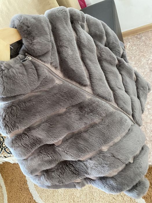 Меховой жилет