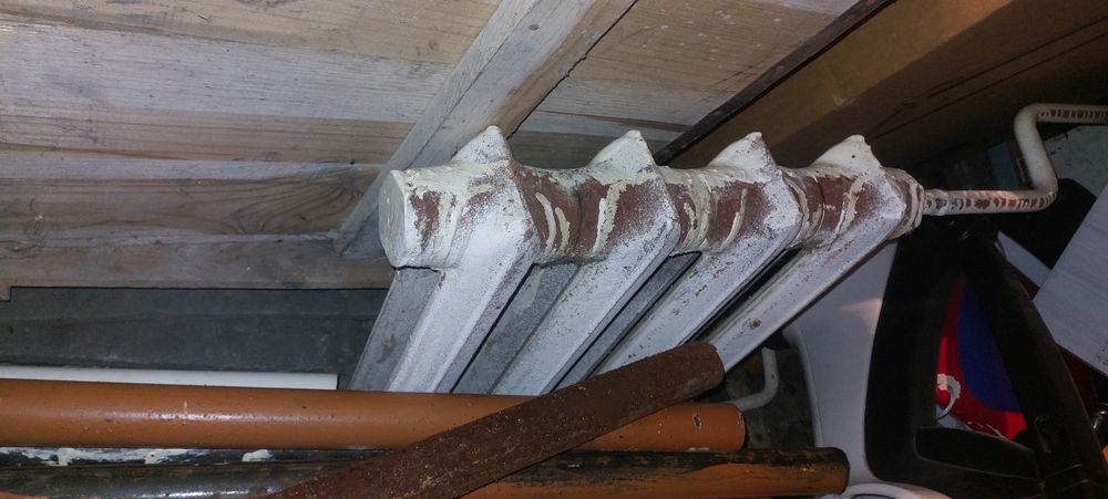 Продам чугунные радиаторы отопления Б/У!