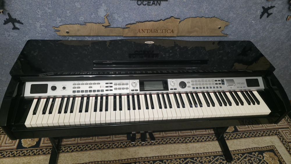 цифровое пианино Medeli DP680