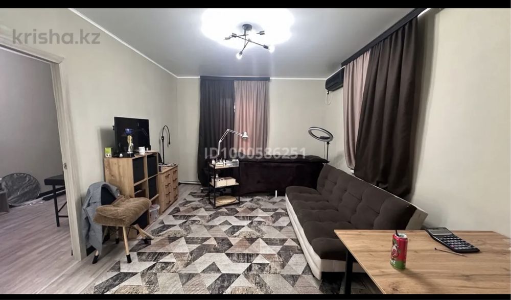 Продам 2-ком. квартиру.