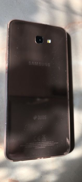 Samsung Galaxy J4+ cu cablu și încărcător