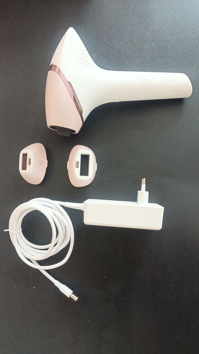 Epilator IPL Philips Lumea Prestige BRI950/00
