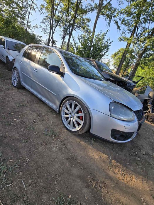 •Продавам Голф 5 2.0tdi 140кс. BKD на ЧАСТИ имам части и за други коли