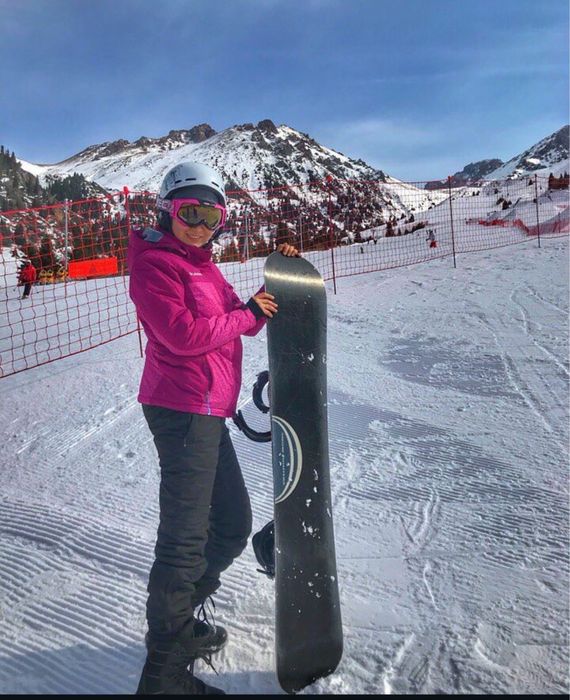 Продаю лыжный костюм в идеальном состоянии