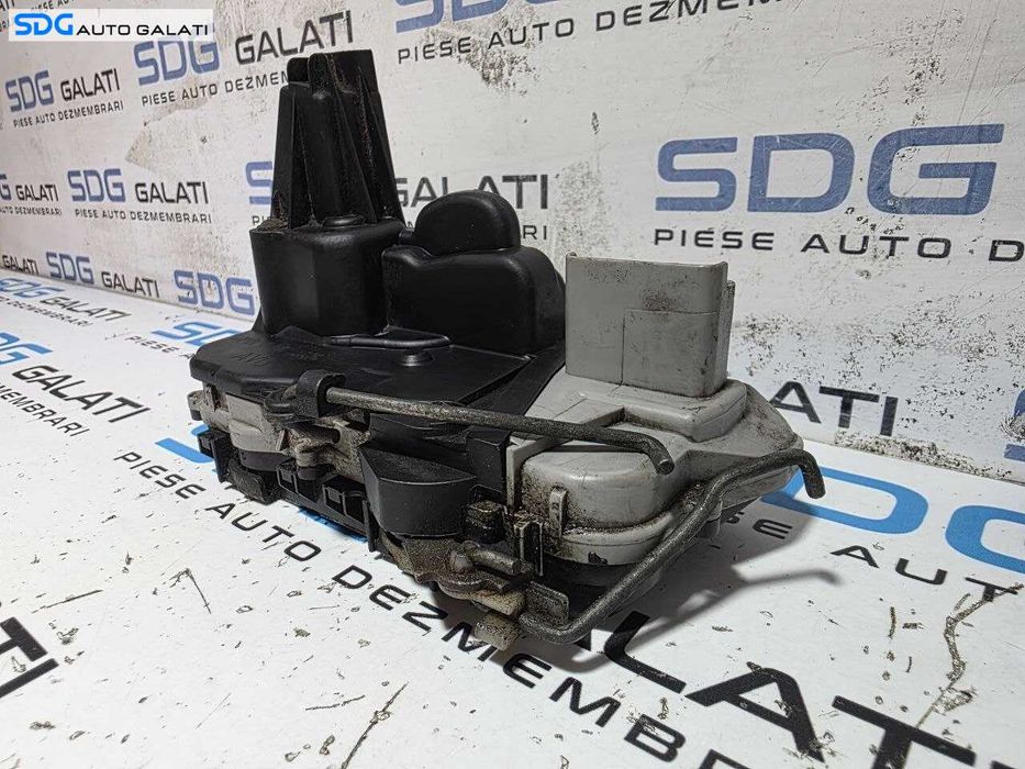 Incuietoare Broasca Yala Blocare Inchidere Usa Portiera Dreapta Fata Peugeot 307 SW 2002 - 2008 [N6861]