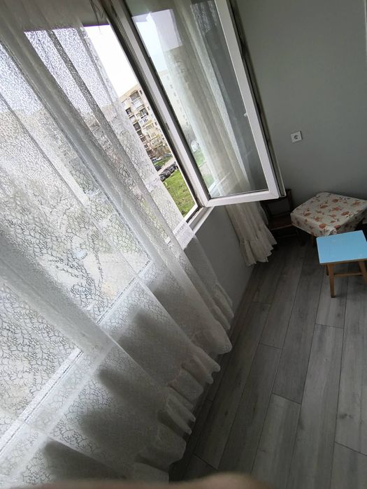 3 стаен апартамент 4 стаен апартамент под наем жк Красна поляна