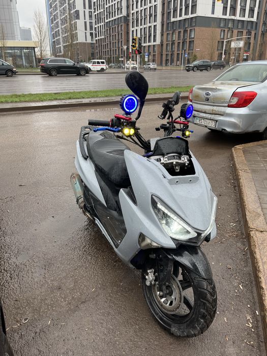 Скутер макси лия 175 куб