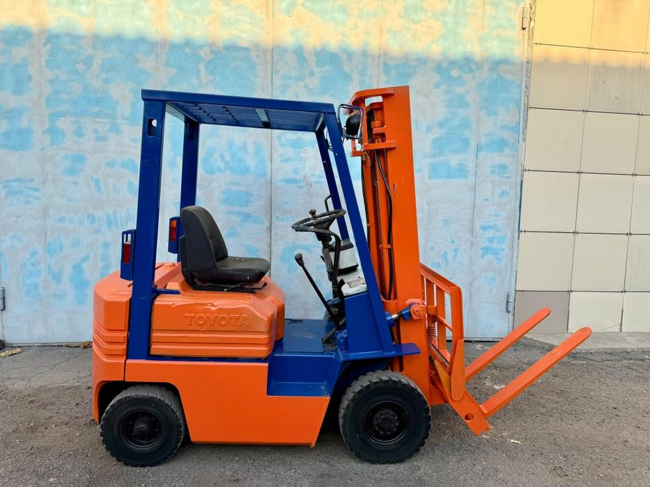 Вилочный Погрузчик Тойота Toyota FGl15