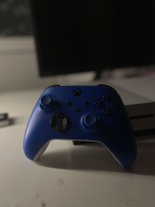vand Xbox One S