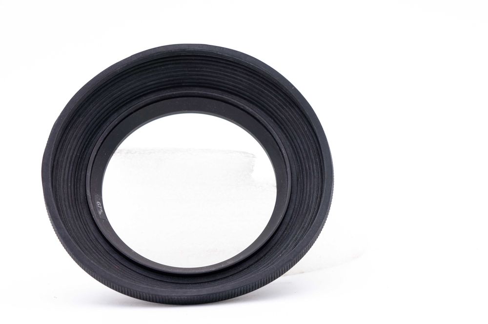 Parasolar 67mm pentru focala mica ( sub 30mm)