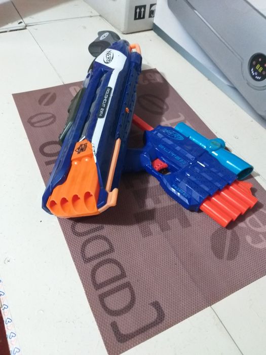 Pusca si Pistol Nerf Elite