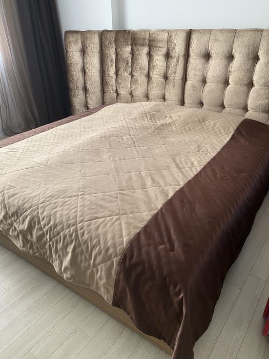 Кровать двуспальная