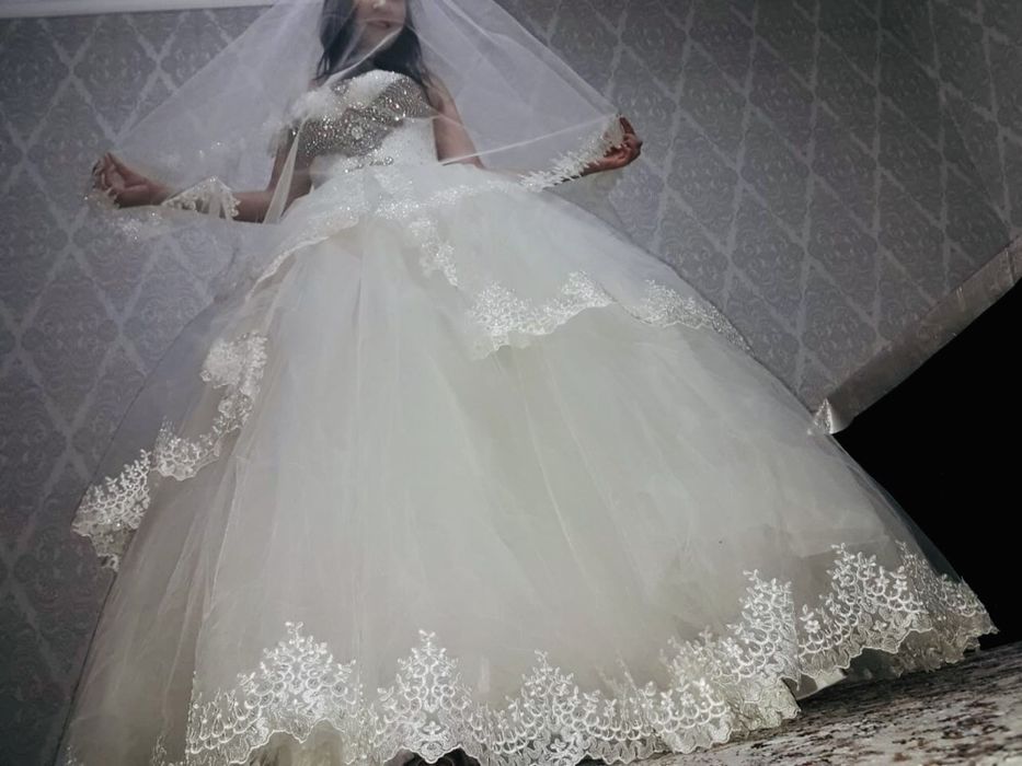 Продам свадебное платье