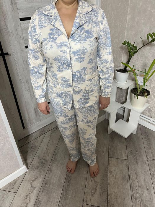 Продаю пижамки .