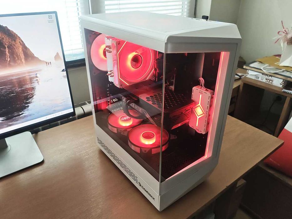 Геймърски компютър, Ryzen 5700x, Rtx 3070, 32gb Ram, 1tb nvme, 850W