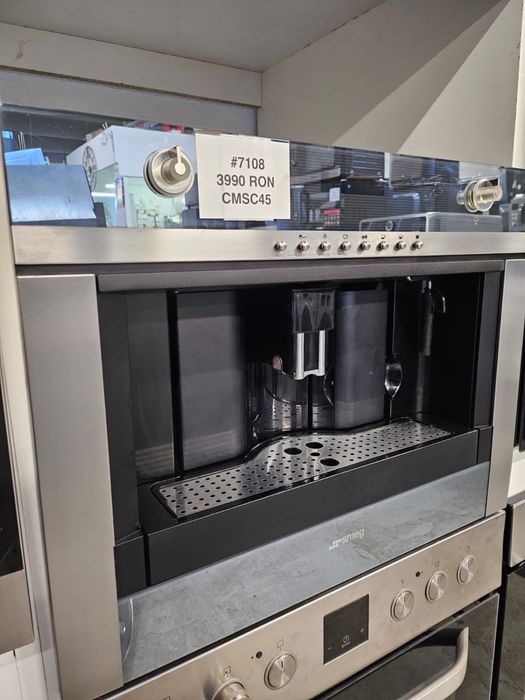 Espresor automat cafea boabe Smeg incorporabil CMSC45