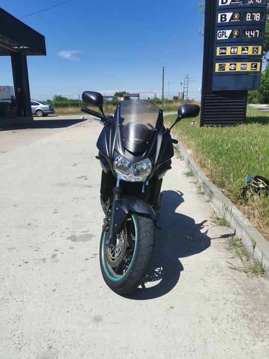 Motocicleta Kawasaki Z750S | 30k km