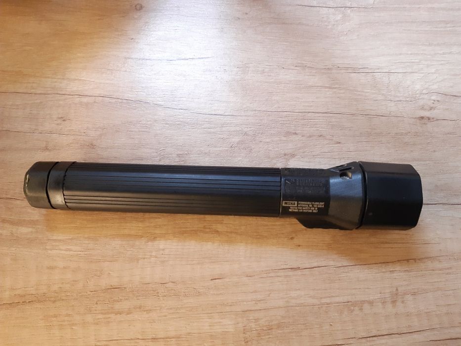 Lanterna PELICAN Black Knight M10 USA