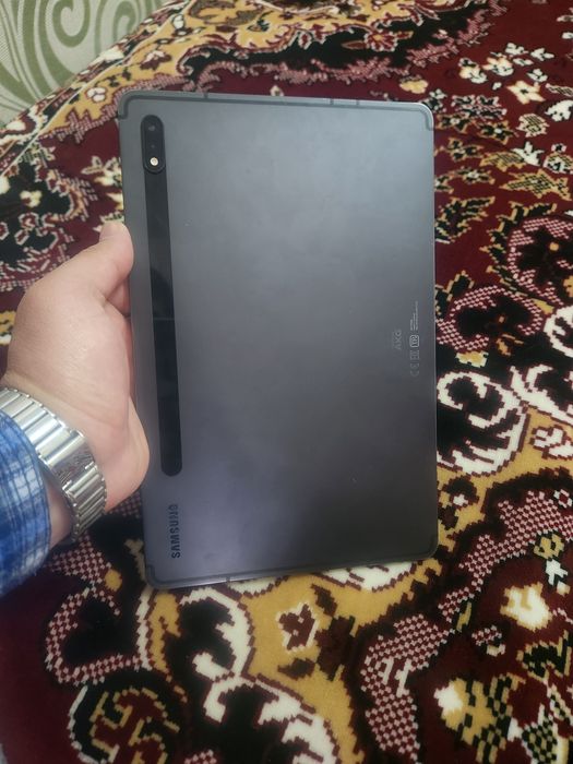 Galaxy Tab S8 5G Sotiladi Srochno