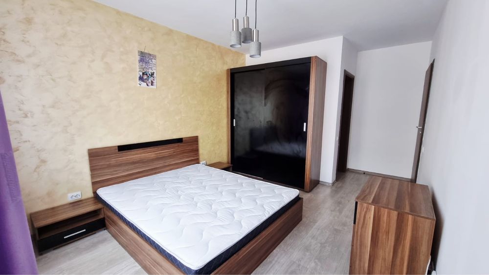 Inchiriez apartament 3camere militari