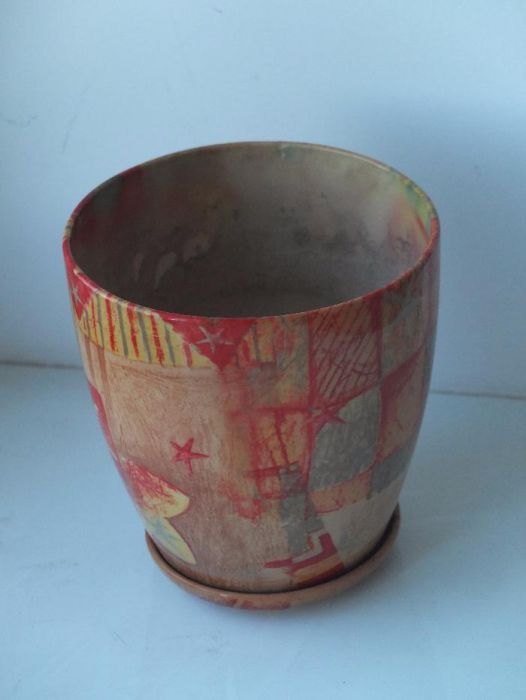 Горшок цветочный