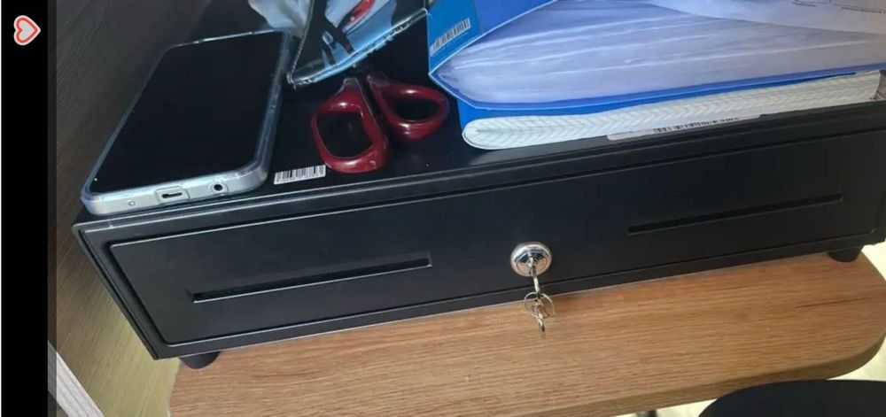 Продается кассовый аппарат в полном комплекте