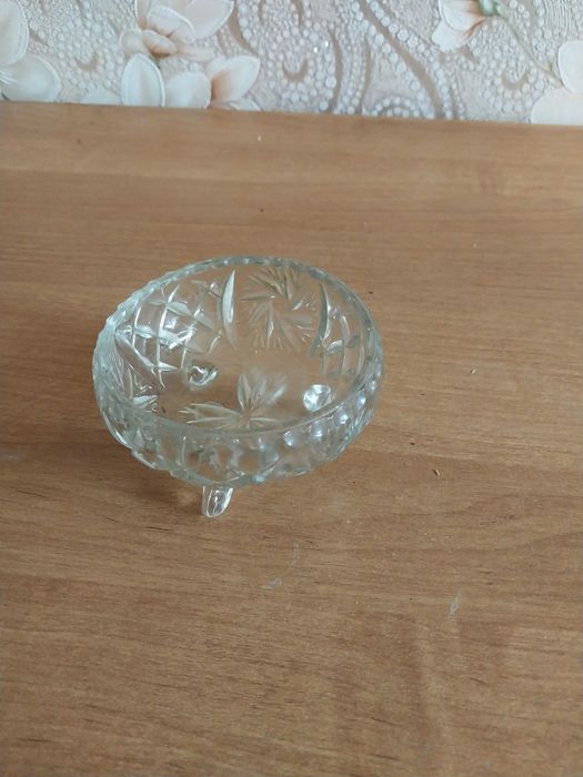 Продам конфетницу