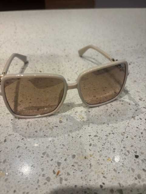 Нови слънчеви очила Max Mara