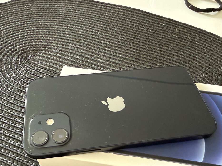 iPhone 12  128  GB
