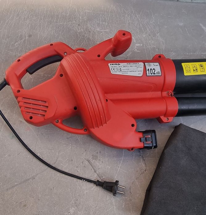 Листоиздухвачка Ikra 2600w