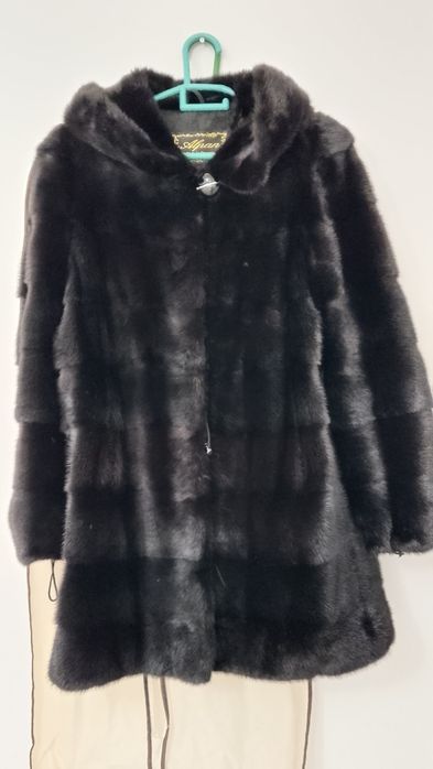 Продаётся шуба женская