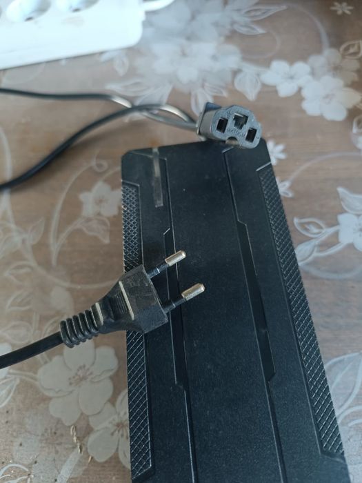 Зарядка на электроскутер