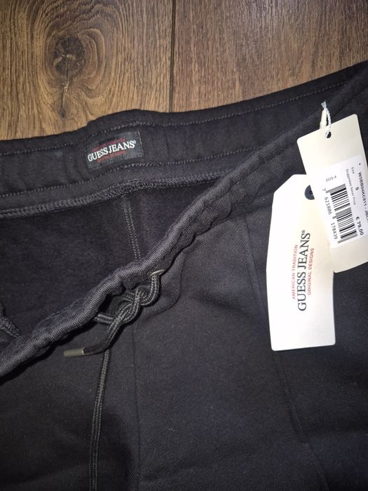 Guess долнище,Сет и туника