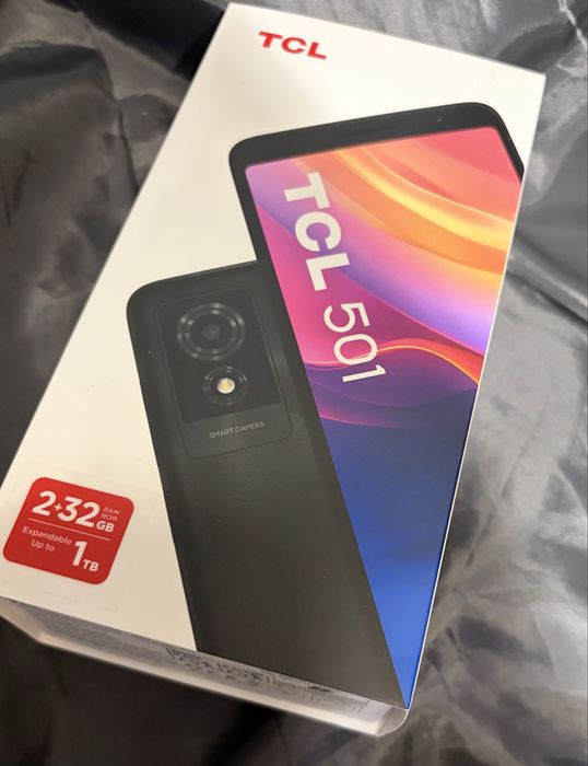 Telefon Tcl 501 sigilat