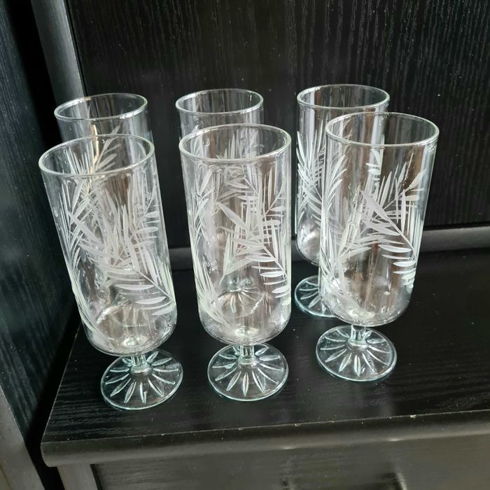 Фарфоровая статуэтка сувенир Бульдог